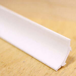 Sisenurgaliist CR20 plastik valge 410 20x20mm 2,6m
