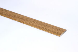 Katteliist Küberit 441 tamm California 40mm 1m iseliimuv